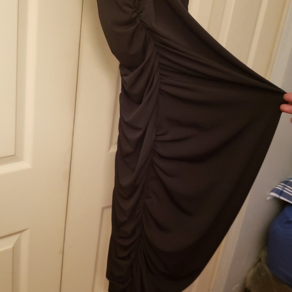 Dress - Picture 5 of 5
